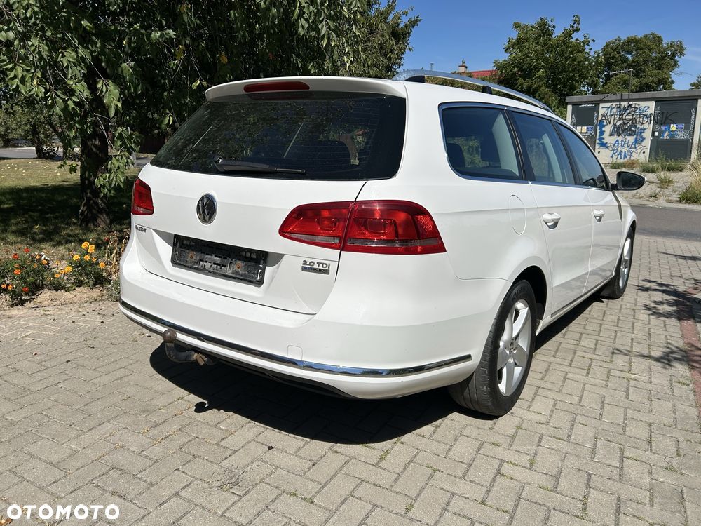 Volkswagen Passat - 3