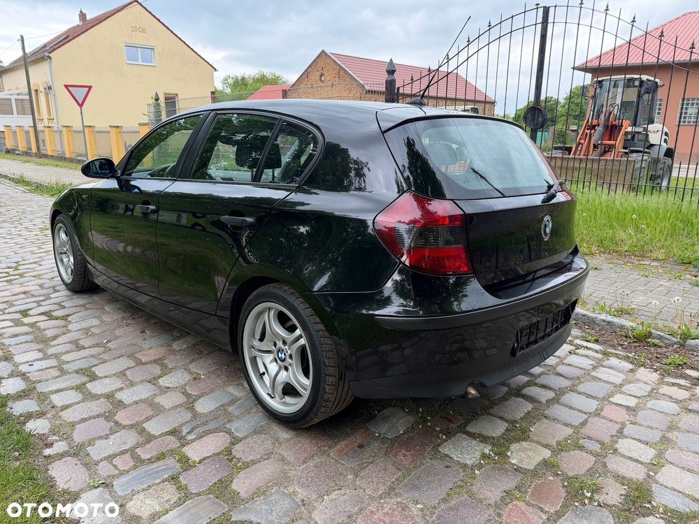 BMW Seria 1 118d - 5