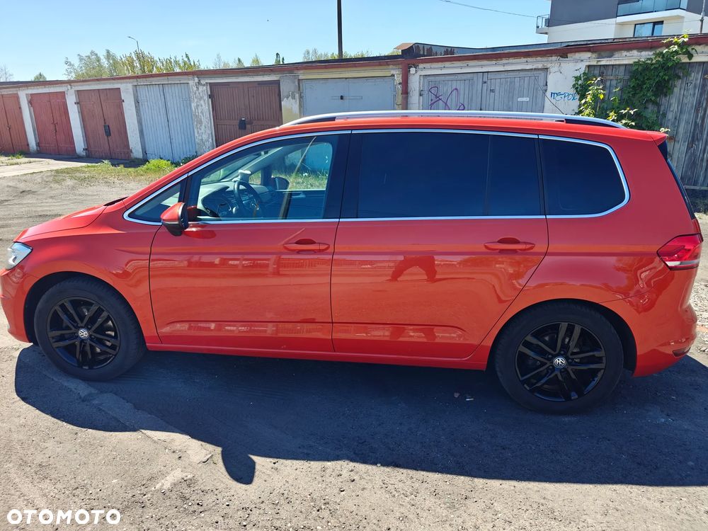 Volkswagen Touran 2.0 TDI BMT Highline - 8