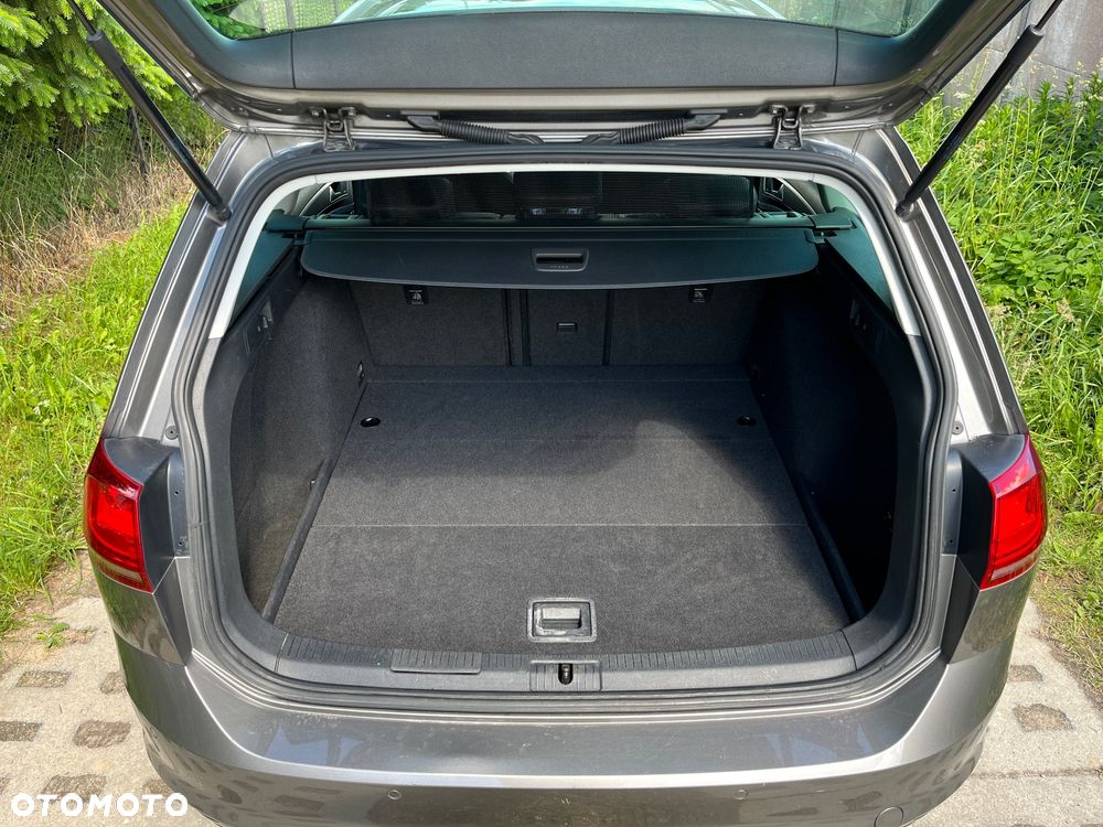 Volkswagen Golf - 20