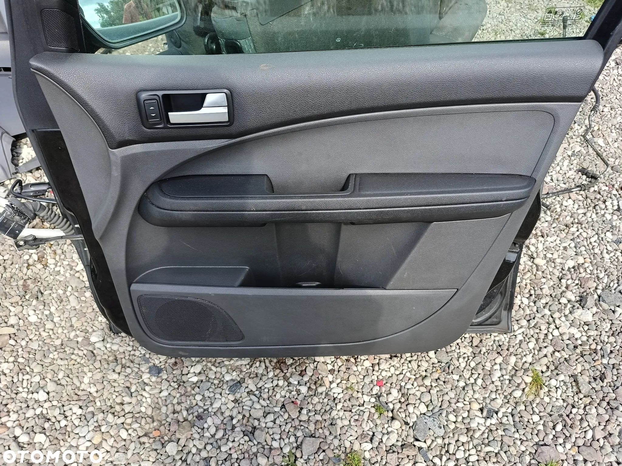 FORD C-MAX MK1 2004R TAPICERKA BOCZEK DRZWI PRZEDNI PRAWY - 1