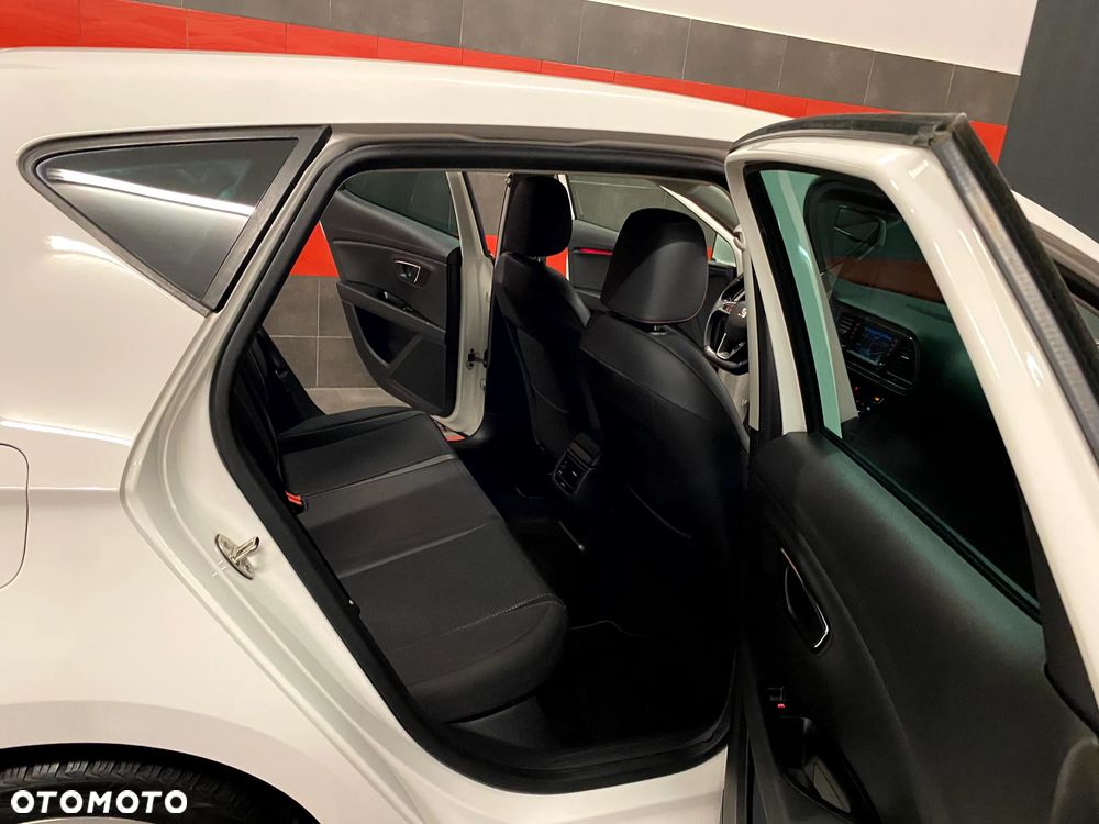 Seat Leon 1.8 TSI Ecomotive DSG FR - 23