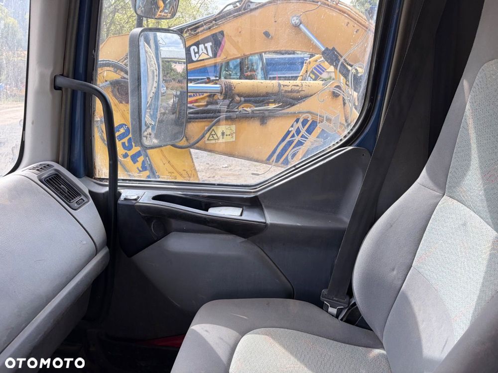 Renault Kerax 420.40 P 8X4 - 23