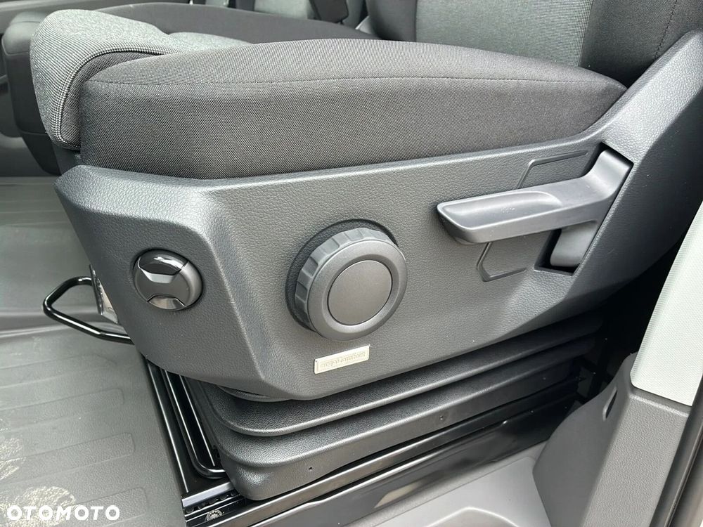 Volkswagen Crafter 35 Furgon L4H3, 2.0BiTDI 177KM, 4490mm, Wysoki dach - 38