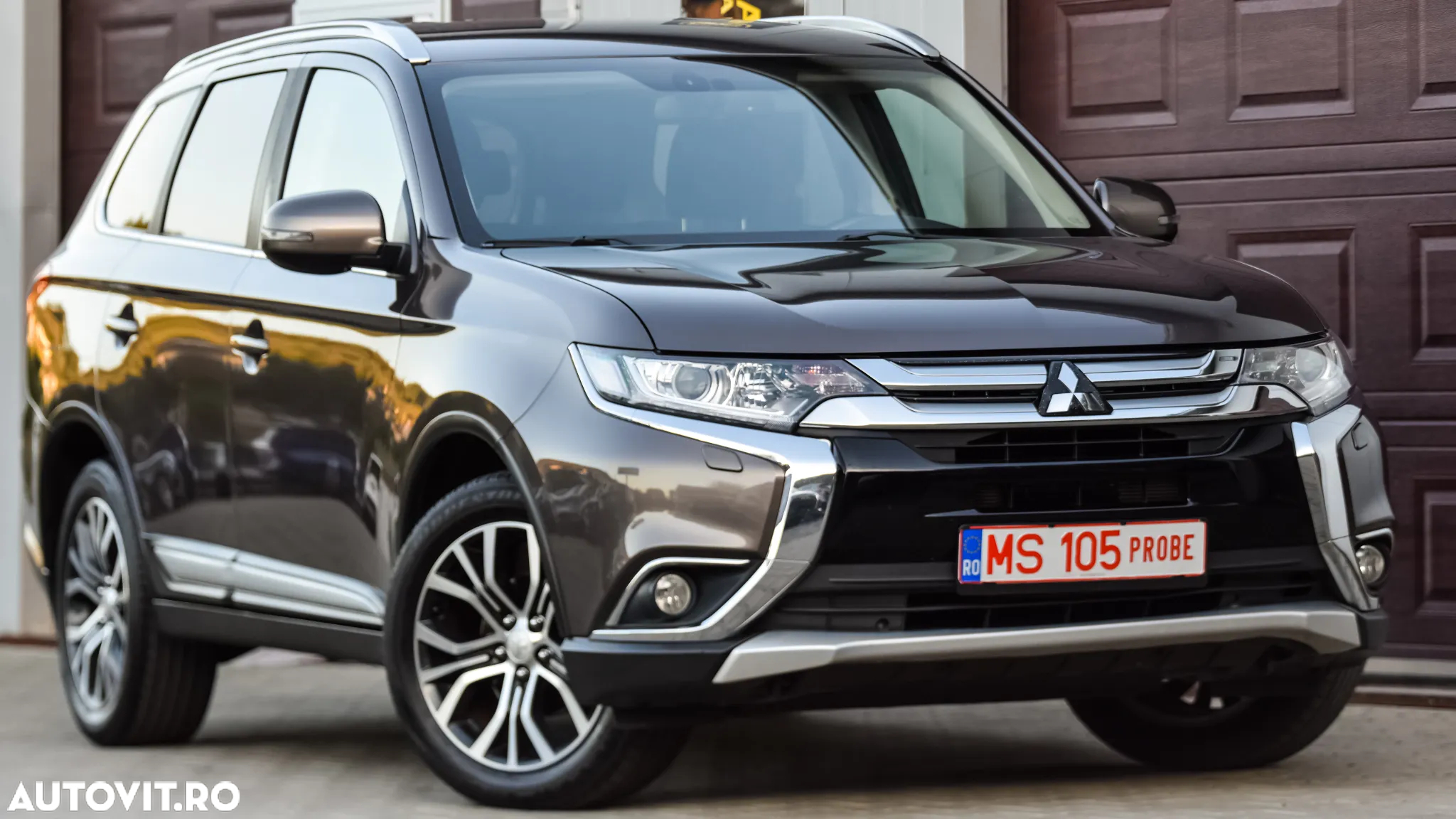 Mitsubishi Outlander 2.0 4WD CVT Plus - 2