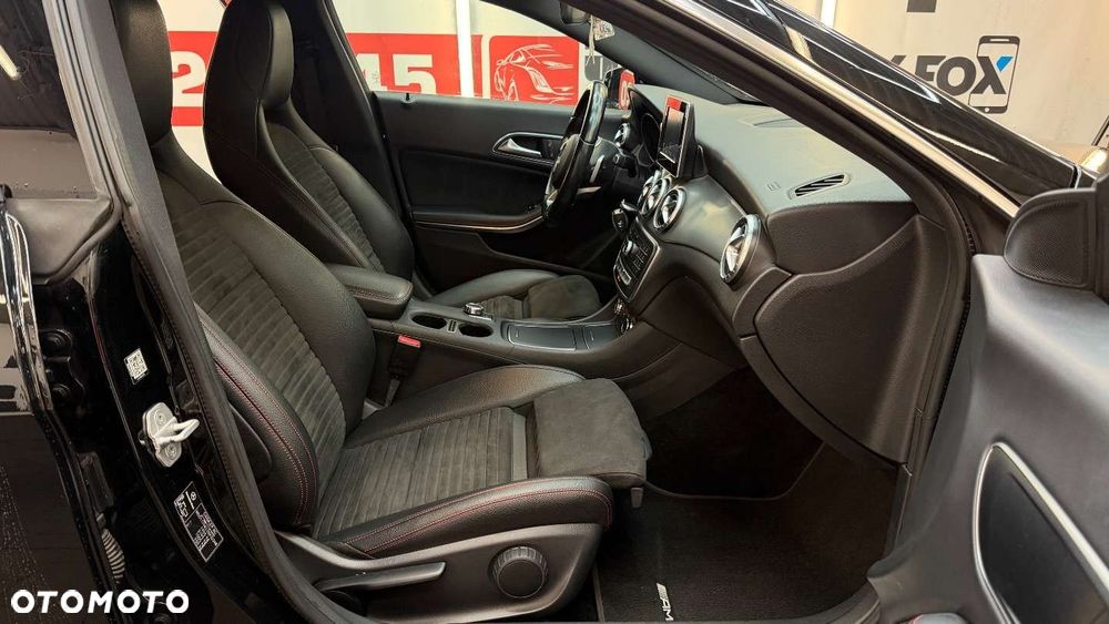 Mercedes-Benz CLA - 40