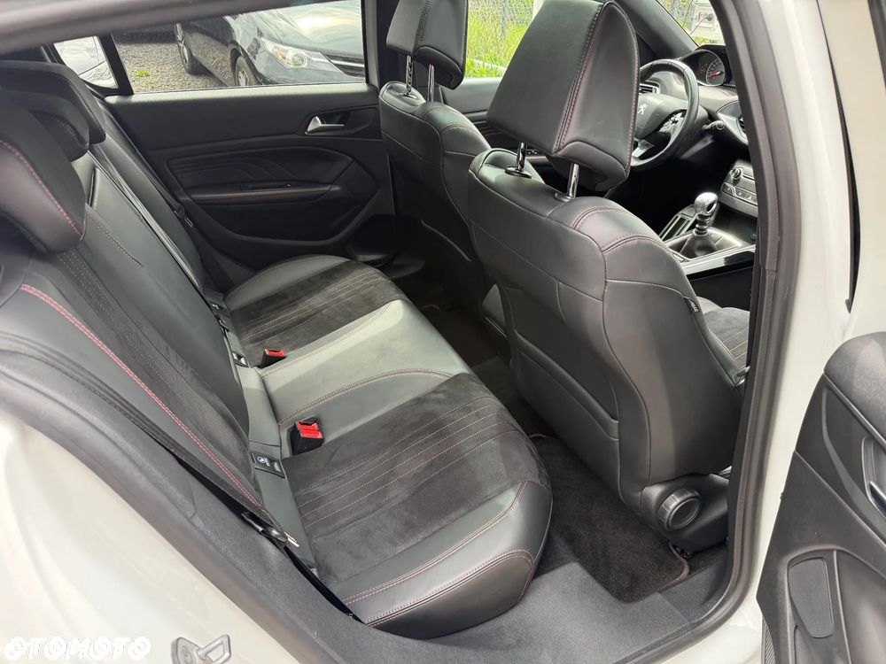 Peugeot 308 - 30