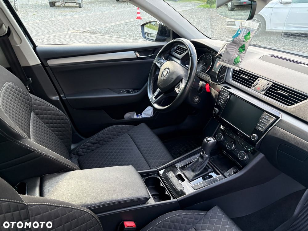 Skoda Superb 2.0 TDI Style DSG - 17