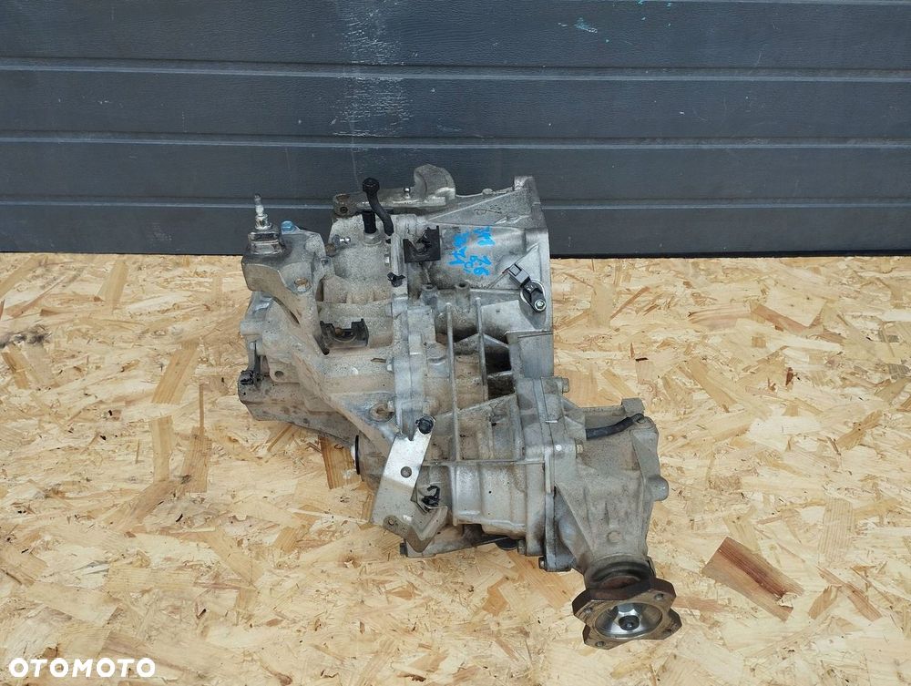 SKRZYNIA BIEGÓW KOMPLETNA NISSAN QASHQAI J11 1.6 DCI 4X4 - 2
