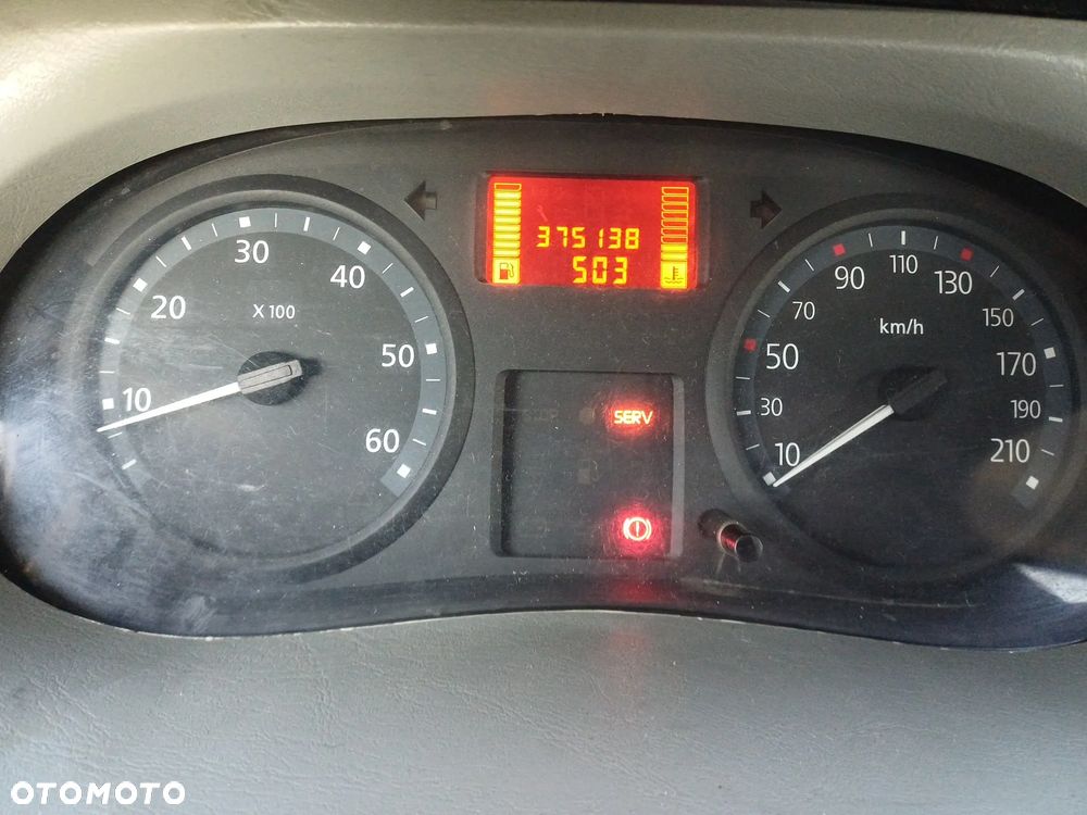 Renault Trafic - 13