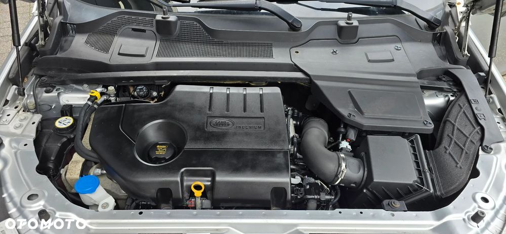 Land Rover Discovery Sport - 31