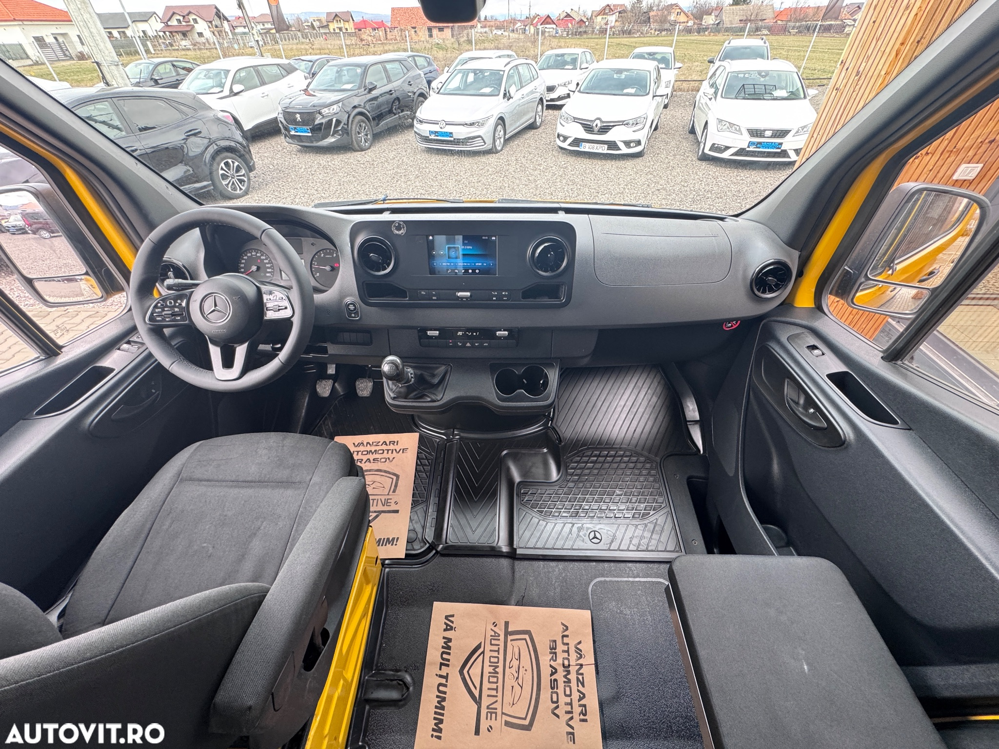 Mercedes-Benz Sprinter - 10
