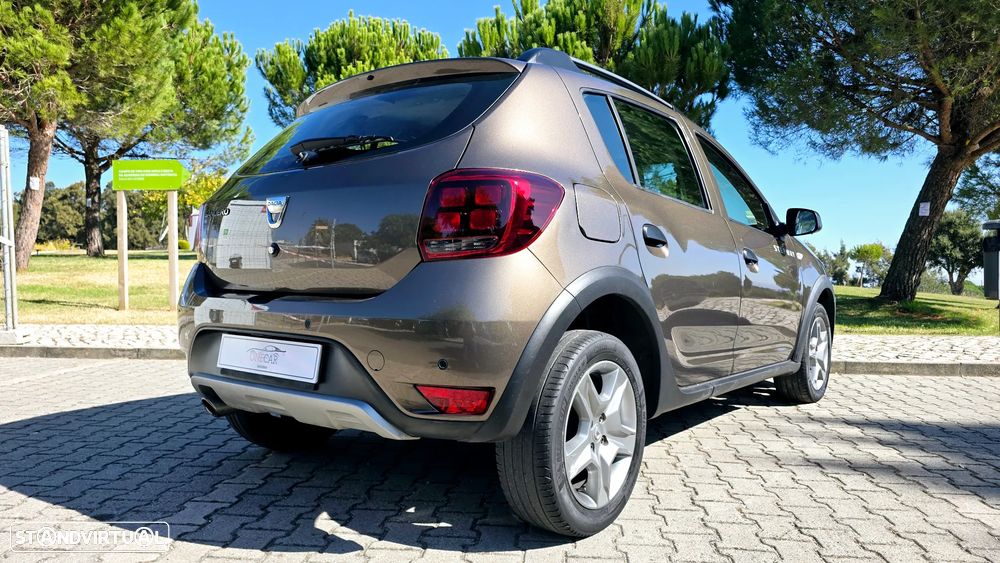 Dacia Sandero 0.9 TCe SL Stepway of Life Bi-Fuel - 10