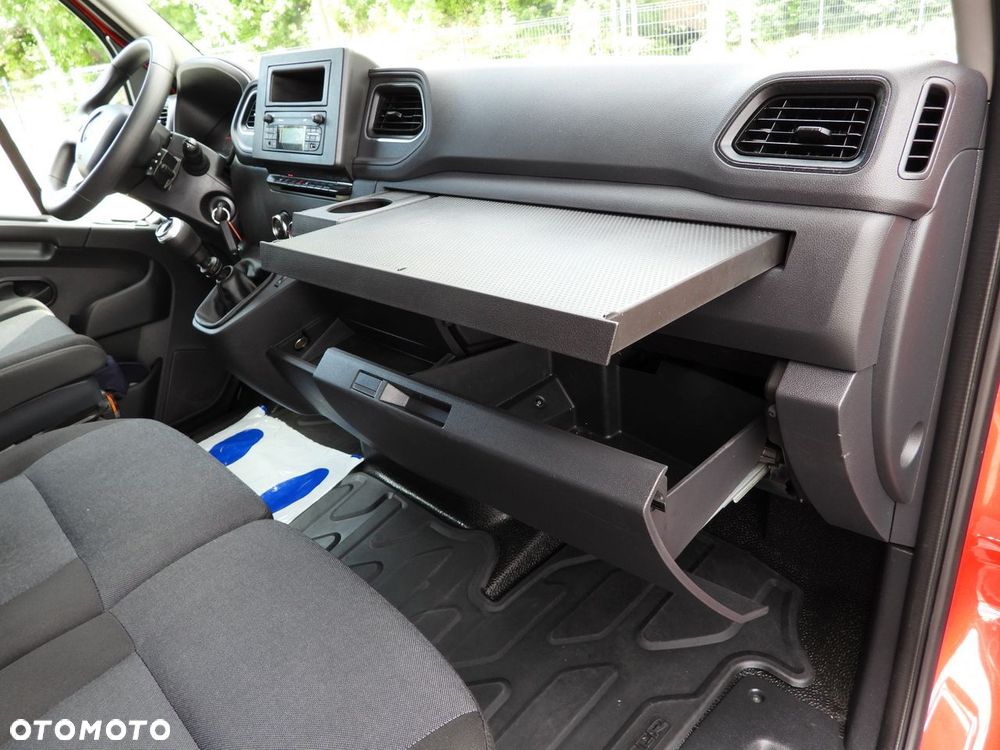 Renault MASTER PLANDEKA 10 PALET WEBASTO TEMPOMAT LEDY KLIMATYZACJA  165KM - 39