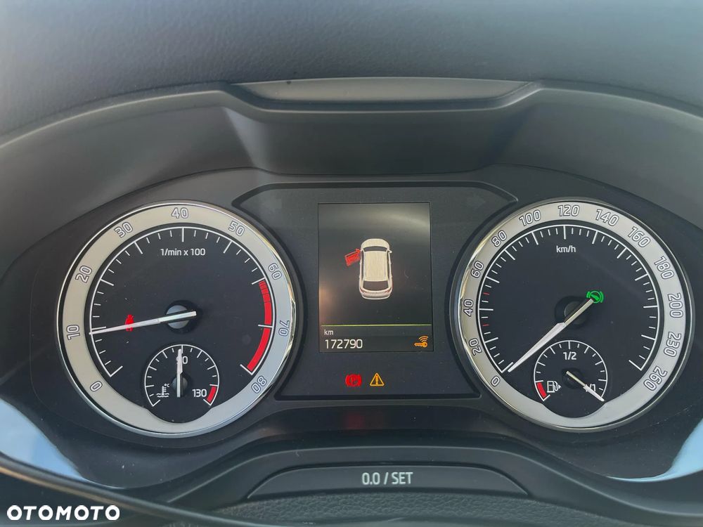 Skoda Karoq 1.5 TSI ACT 4x2 Style DSG - 9