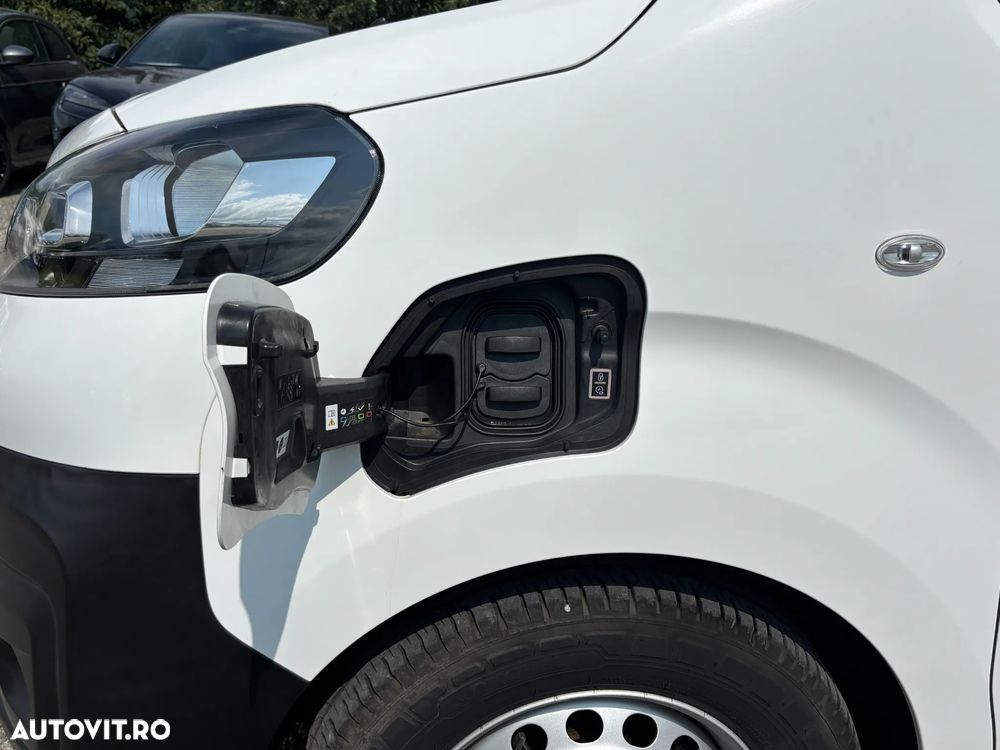 Opel Vivaro - 21