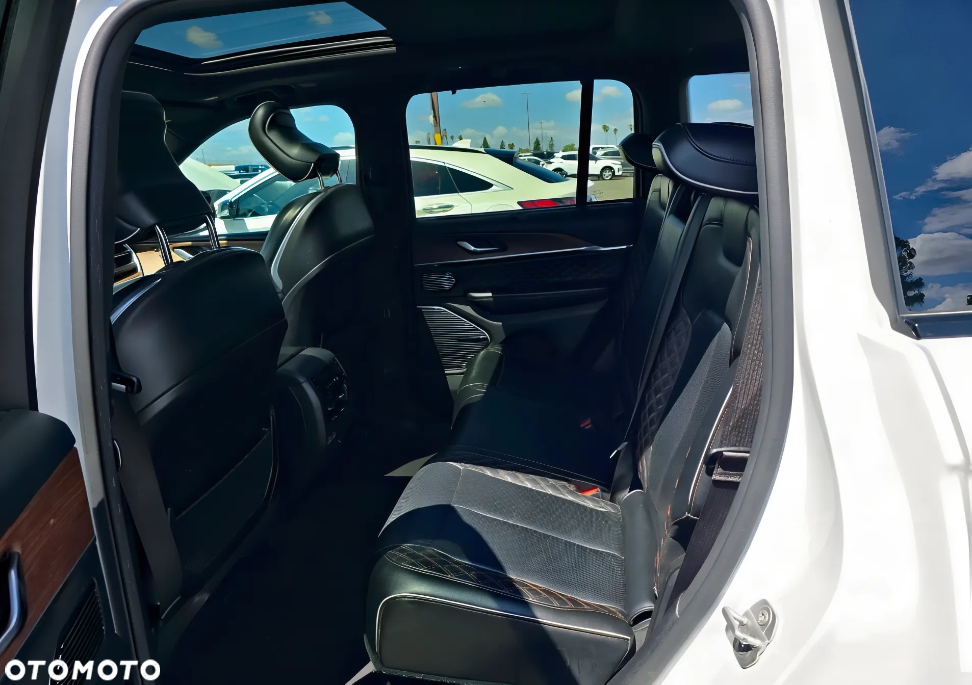 Jeep Grand Cherokee 2.0 4xe Plug-in Hybrid Automatik Summit Reserve - 9