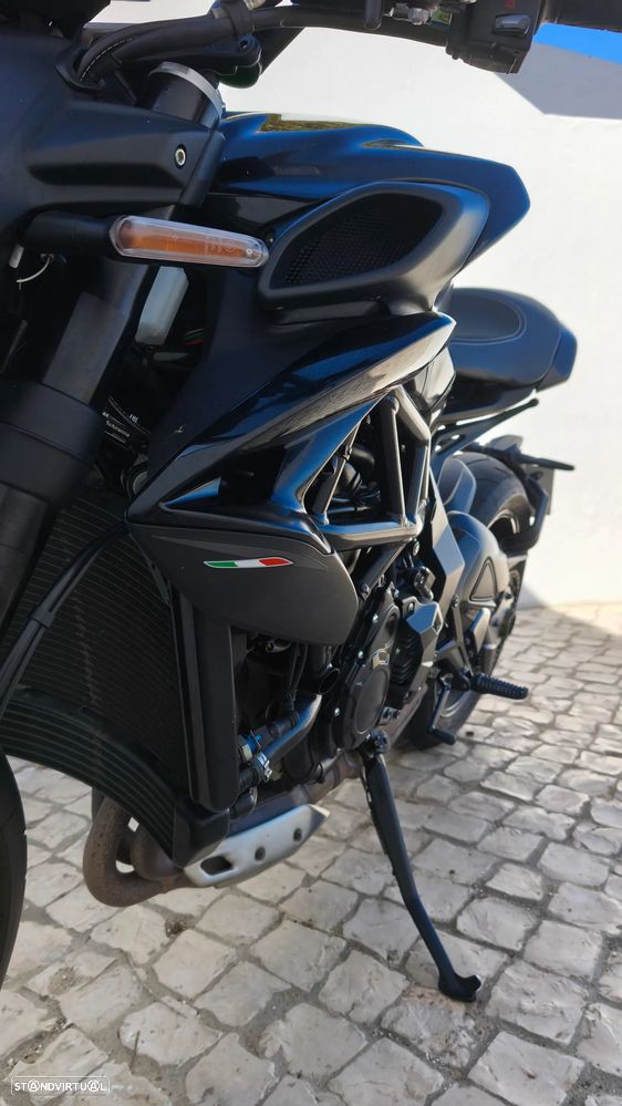 MV Agusta Dragster R - 3