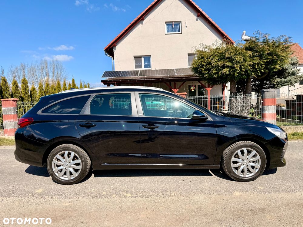 Hyundai i30 1.6 CRDI Prime - 3