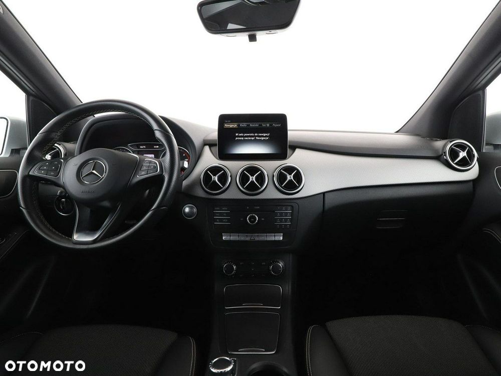 Mercedes-Benz Klasa B 180 (CDI) d 7G-DCT Urban - 16