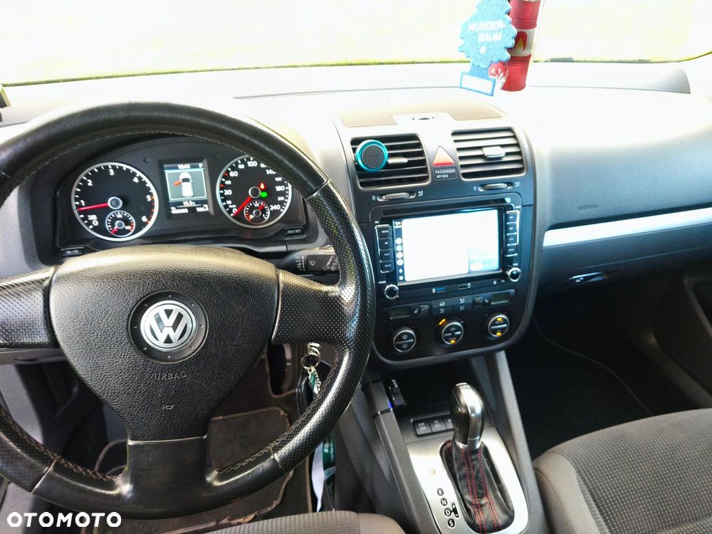 Volkswagen Golf 1.9 TDI Comfortline DSG - 19