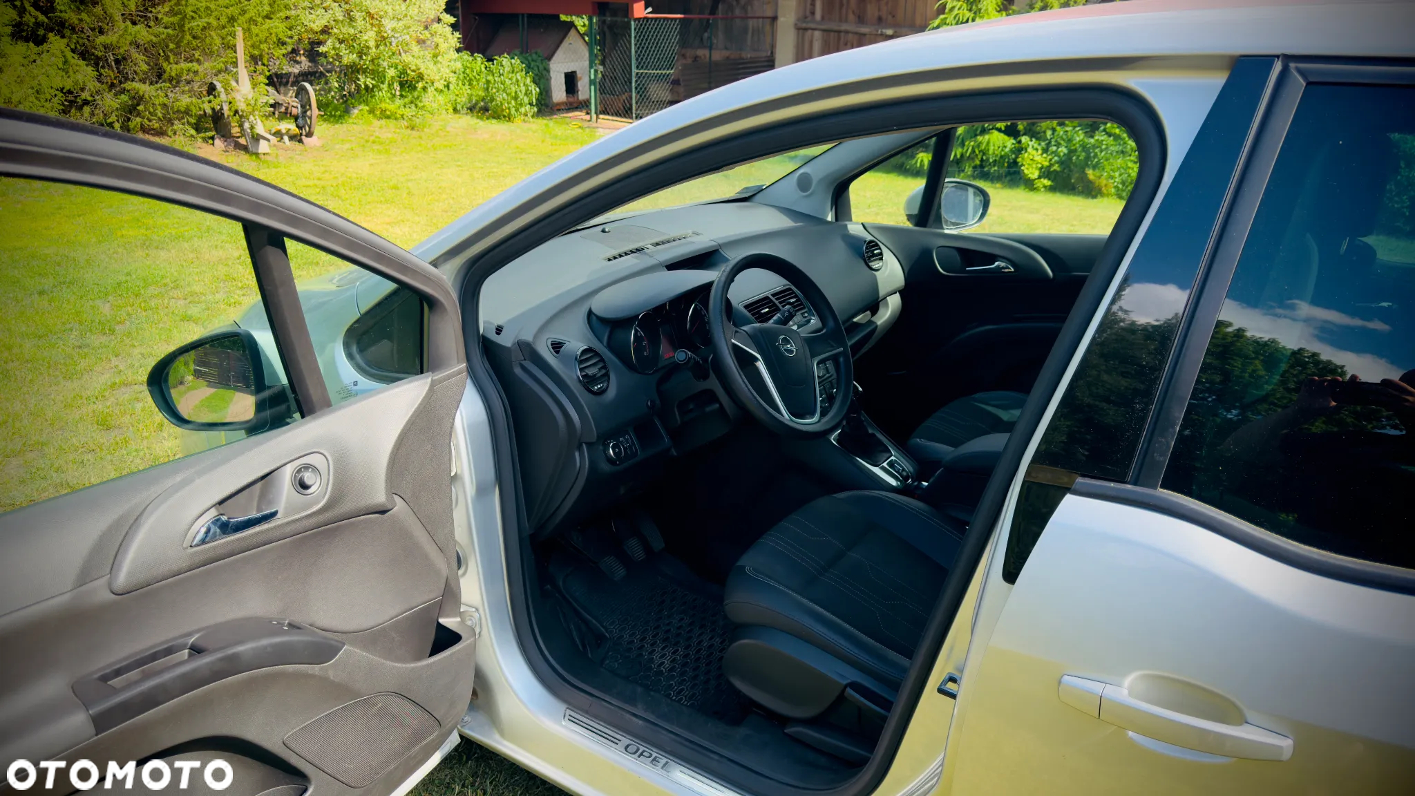 Opel Meriva - 9