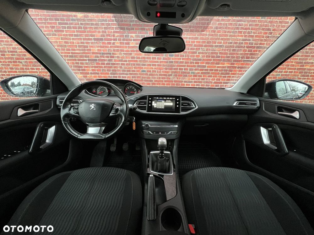 Peugeot 308 - 6
