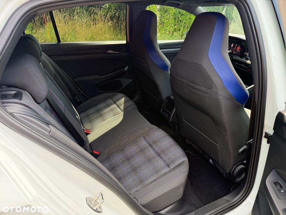 Volkswagen Golf 1.4 eHybrid OPF DSG GTE - 28