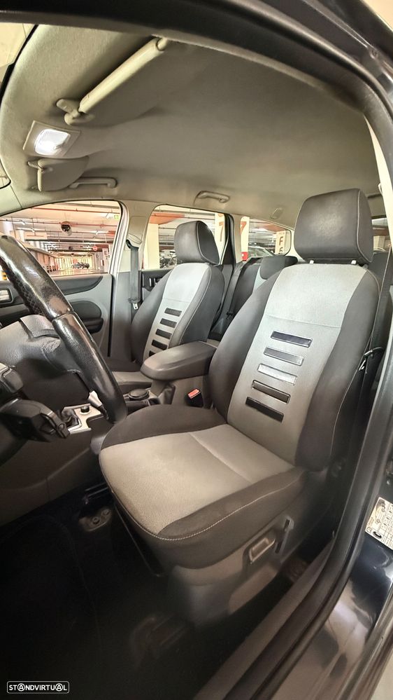 Ford Focus SW 1.6 TDCi Connec. - 17