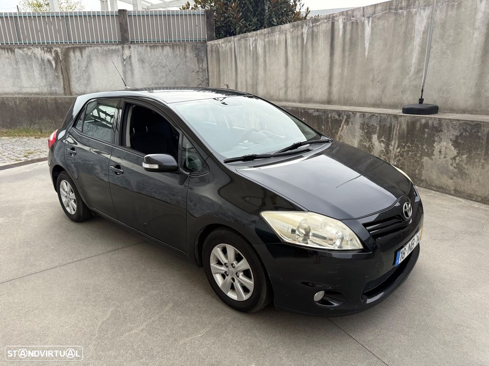 Toyota Auris 1.4 D-4D Comfort 110g - 2
