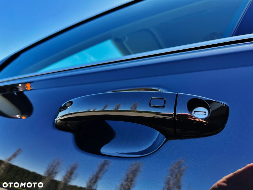 Audi A6 Avant 2.0 TDI ultra S tronic - 17