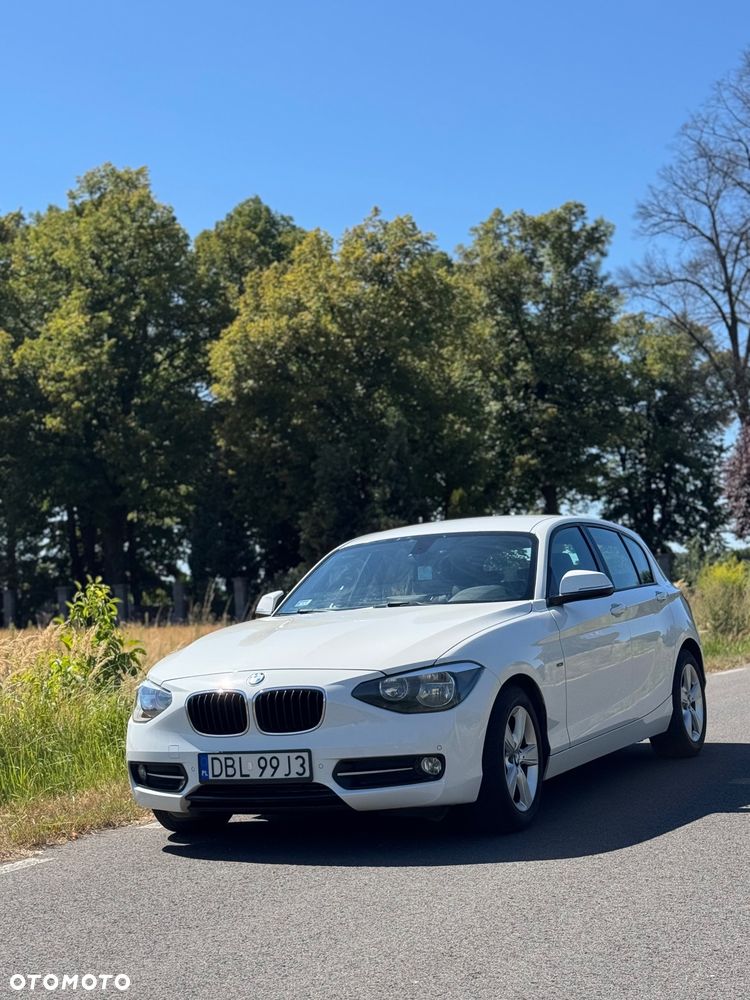 BMW Seria 1 116i Sport Line - 2