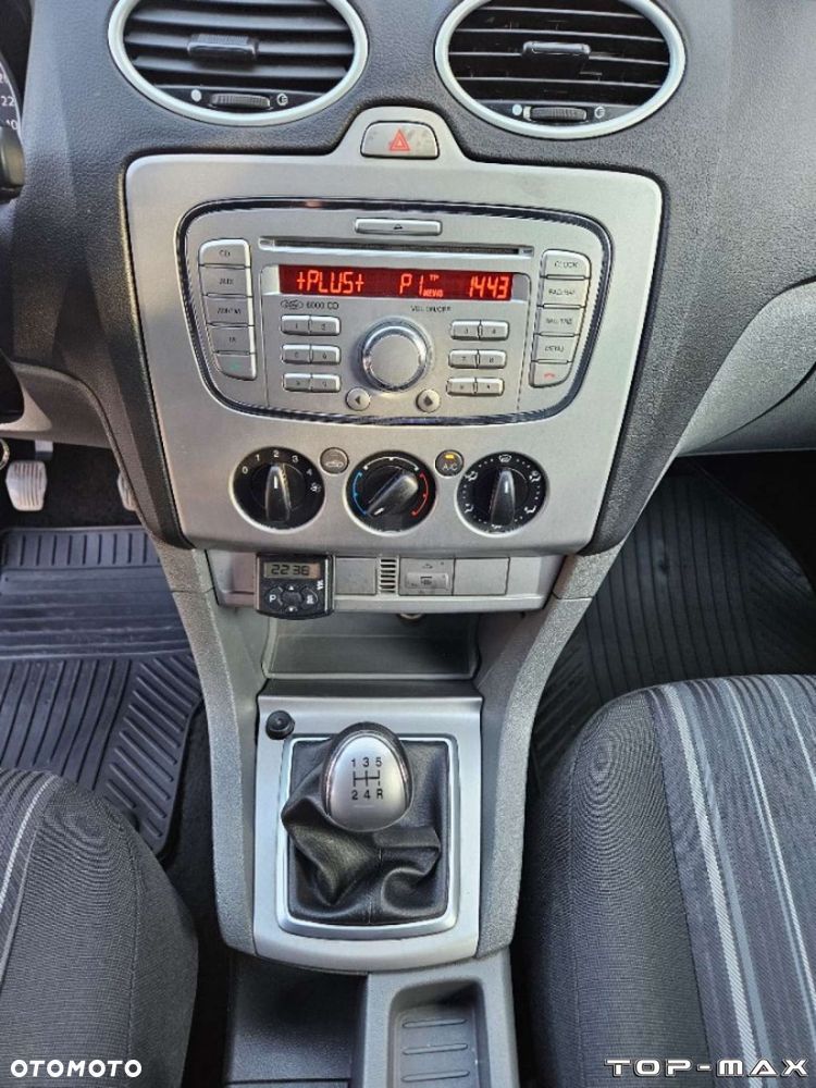 Ford Focus - 22