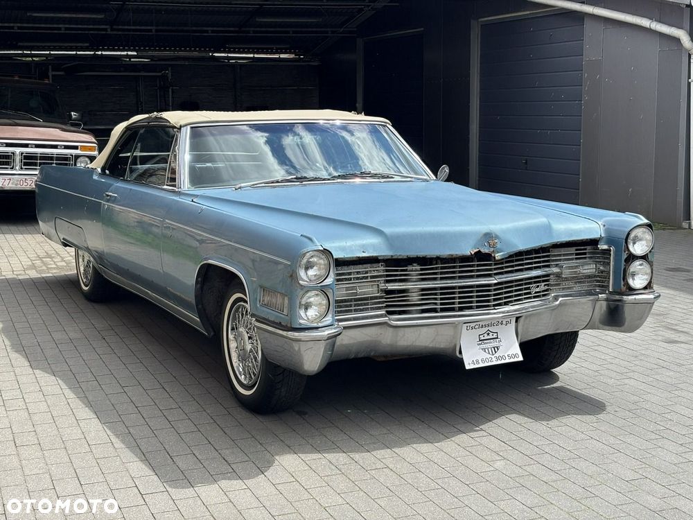 Cadillac Deville - 1