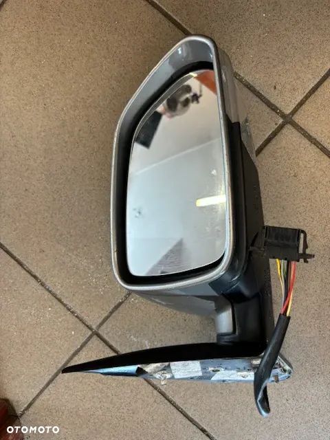 LUSTERKO PRAWE SKODA OCTAVIA II 8 PIN - 6