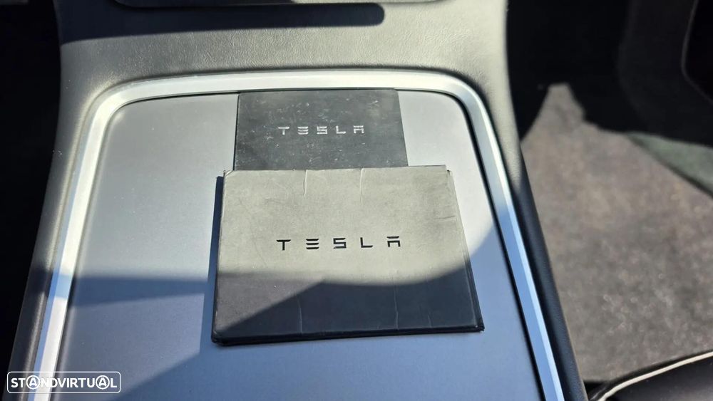 Tesla Model Y Long Range Tração Traseira Premium - 29