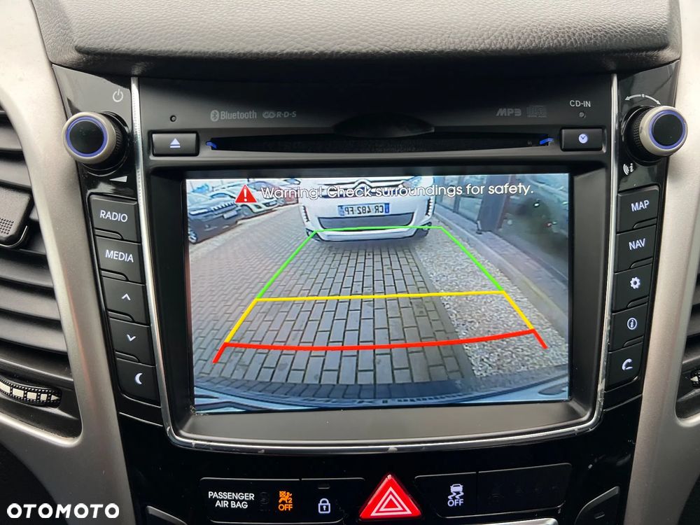 Hyundai i30 1.6 CRDi Automatik Style - 29