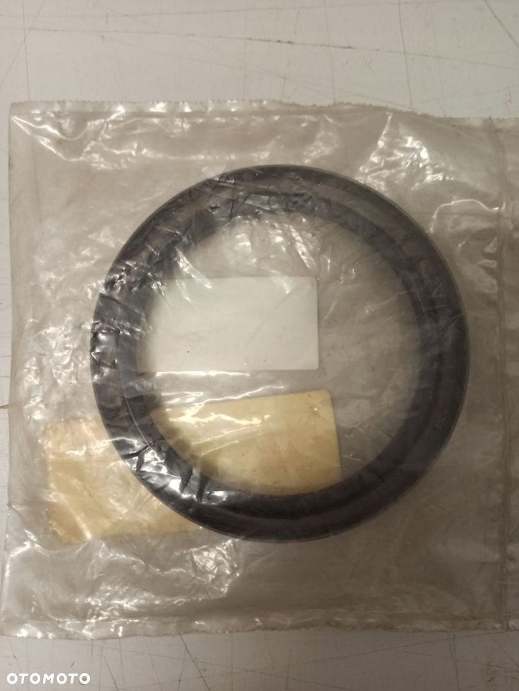 SIMERING UCZELNIACZ POKRYWY WAŁU KORBOWEGO MERCEDES M102 A0089972647 ASO - 2