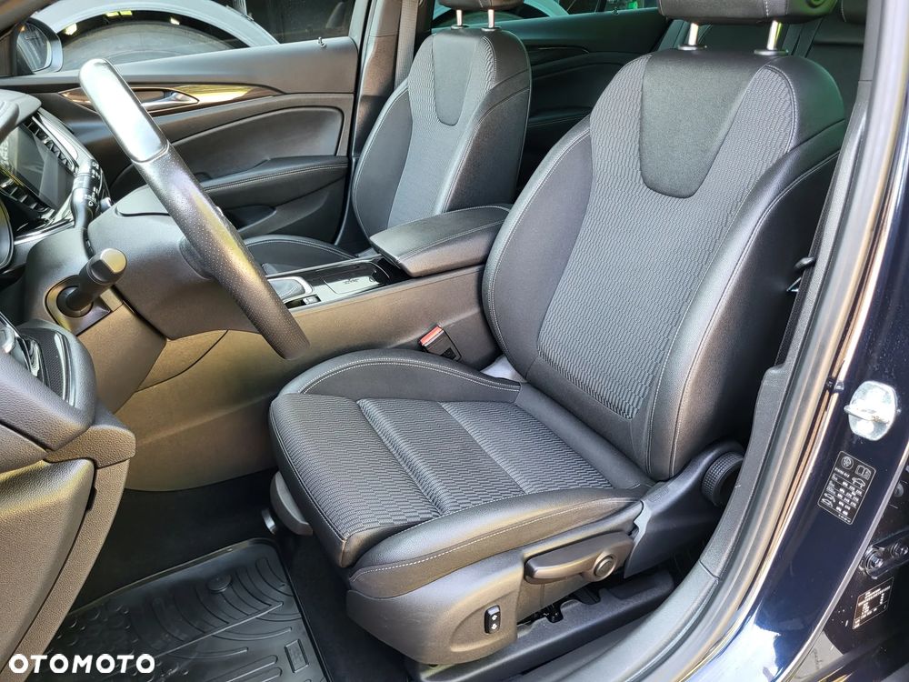 Opel Insignia 1.6 Innovation - 17