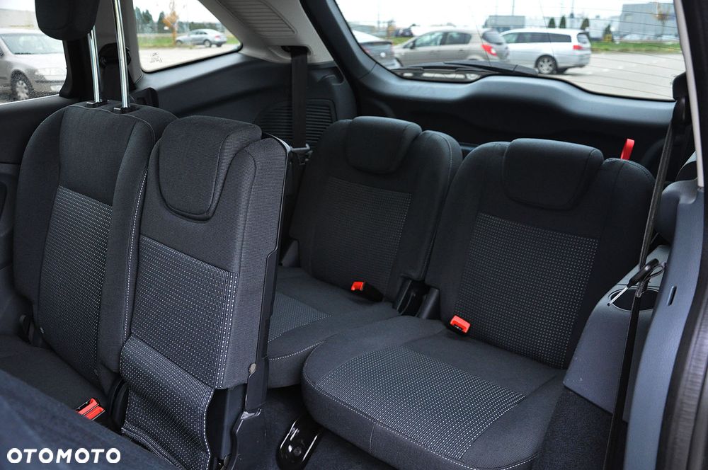 Ford Grand C-MAX 2.0 TDCi Titanium - 8