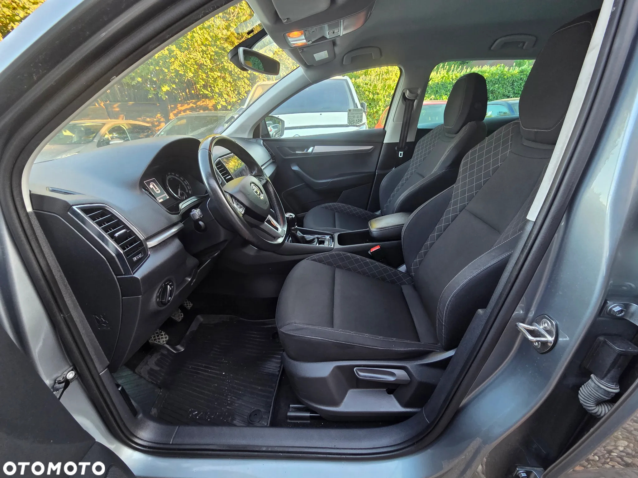 Skoda Karoq 1.0 TSI Selection - 9