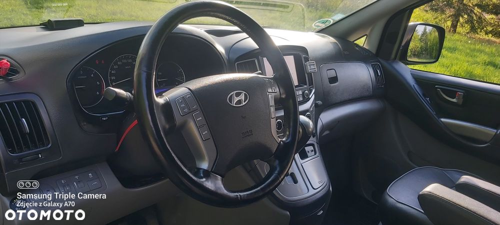 Hyundai H-1 Starex - 39