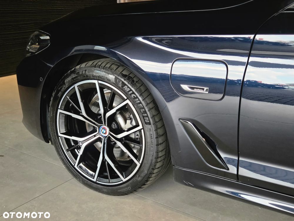 BMW Seria 5 530e M Sport sport - 23