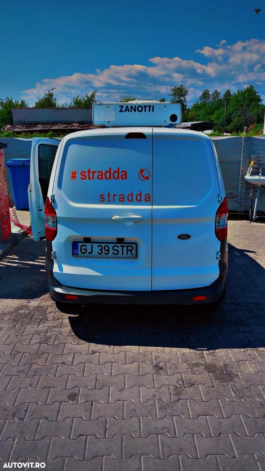 Ford Transit Courier 1.5 TDCi L1 Kombi Commercial Ambiente - 15