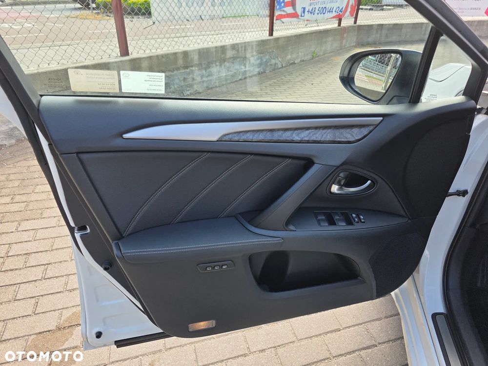 Toyota Avensis 2.0 Prestige MS - 16