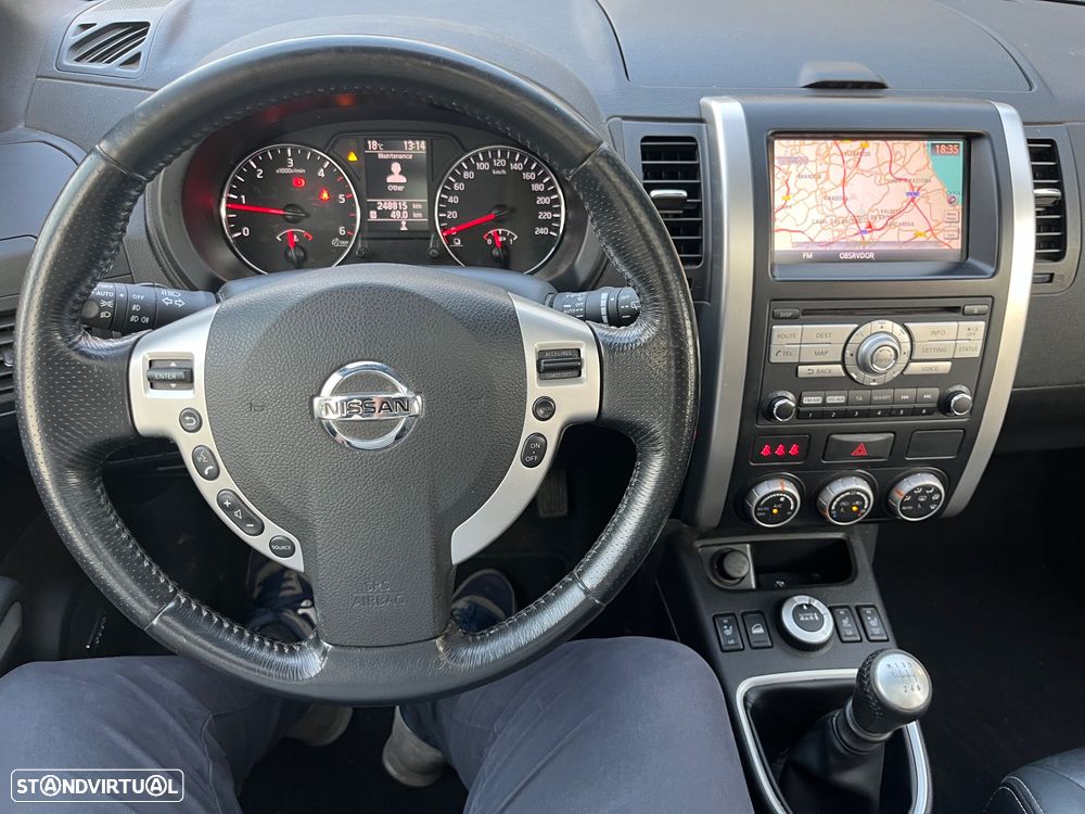 Nissan X-Trail 2.0 DCi 4x4 DPF Platinum - 36