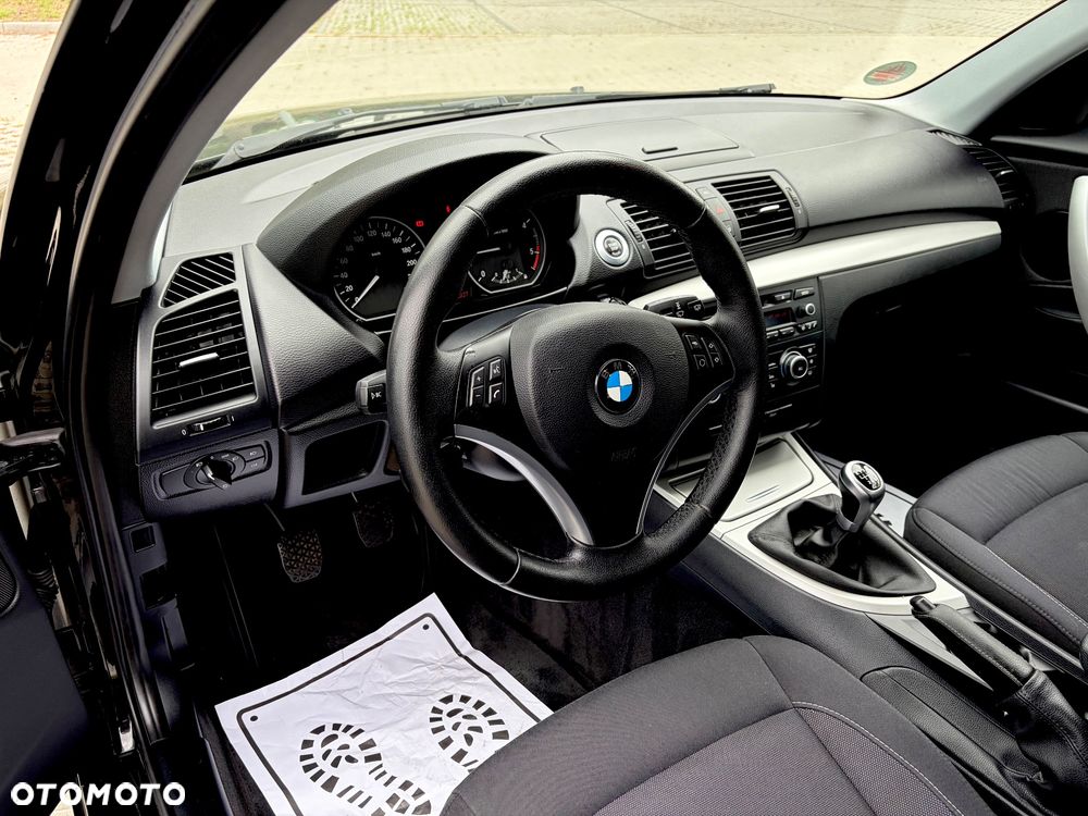 BMW Seria 1 116d DPF Edition Lifestyle - 15