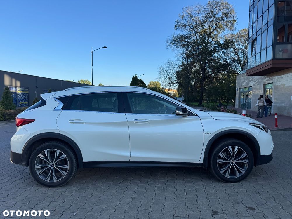 Infiniti QX30 2.0t DCT AWD Premium - 11
