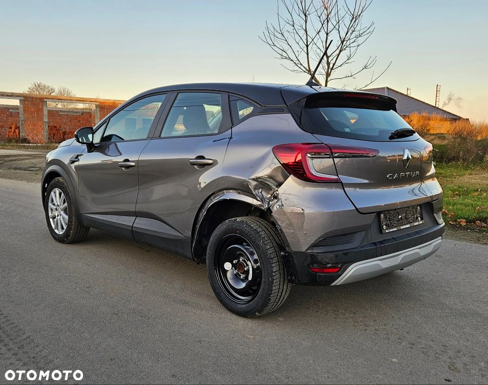 Renault Captur TCe Mild Hybrid 140 TECHNO - 8