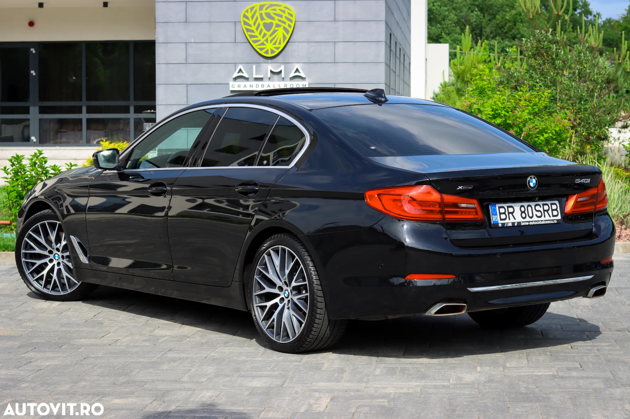 BMW Seria 5 540i xDrive AT - 14